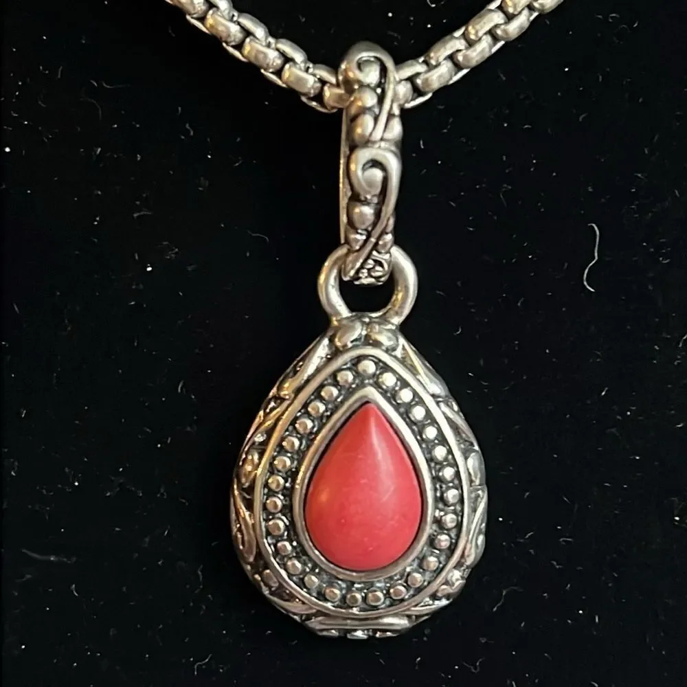 Premier Designs “Chili Pepper” Necklace with pendant
